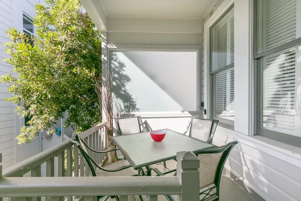 Warm and cozy 2 bedroom in Cow Hollow
